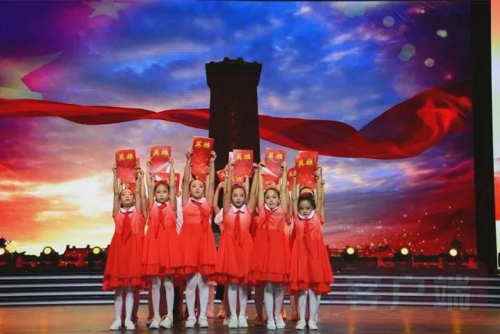 印度有人打响第一枪,游击队向中印边境转移,邻国大乱将至?